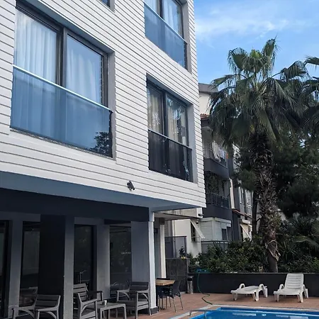 Ramona Hotel