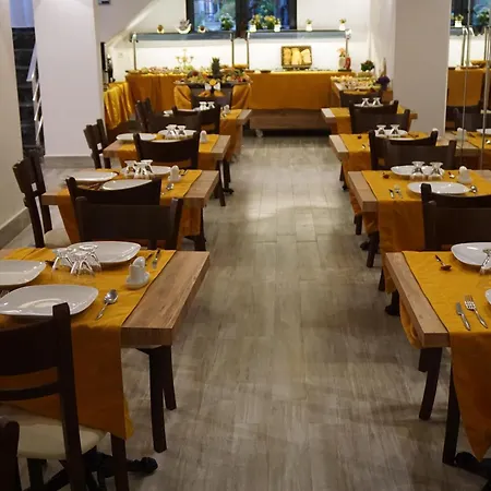 Hotel Ramona 3*
