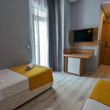 Hotel Ramona 3*