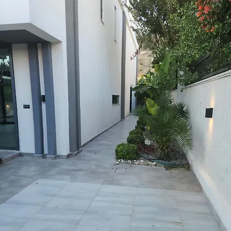 Ramona Hotel