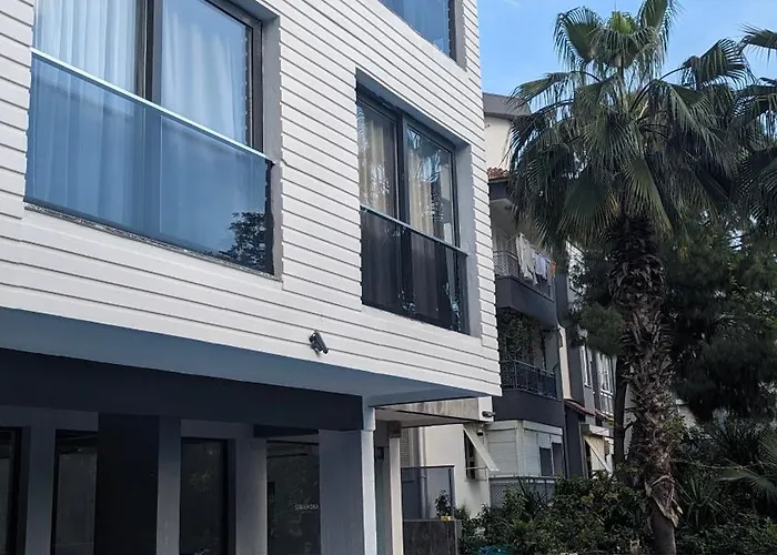 Ramona Lara Hotel